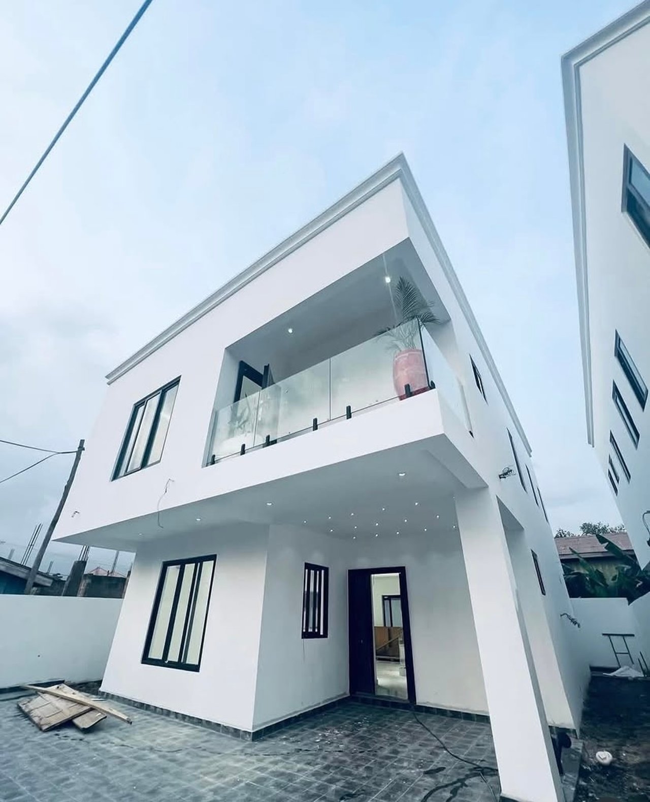 3 bedroom house for rent west trassaco